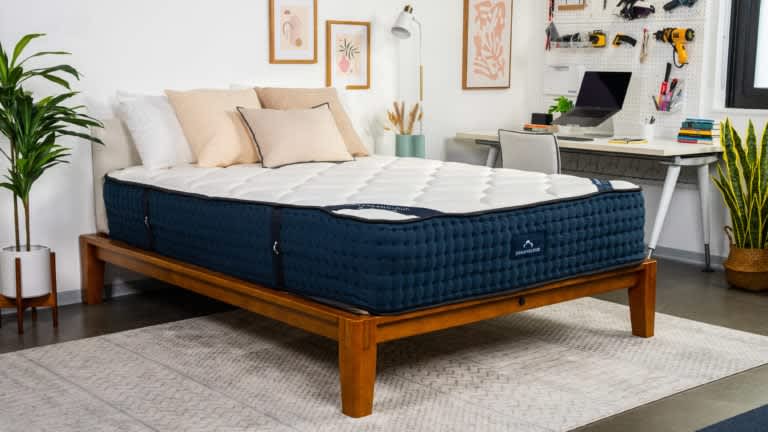 Best Hybrid Mattress of 2025 - DreamCloud Mattress